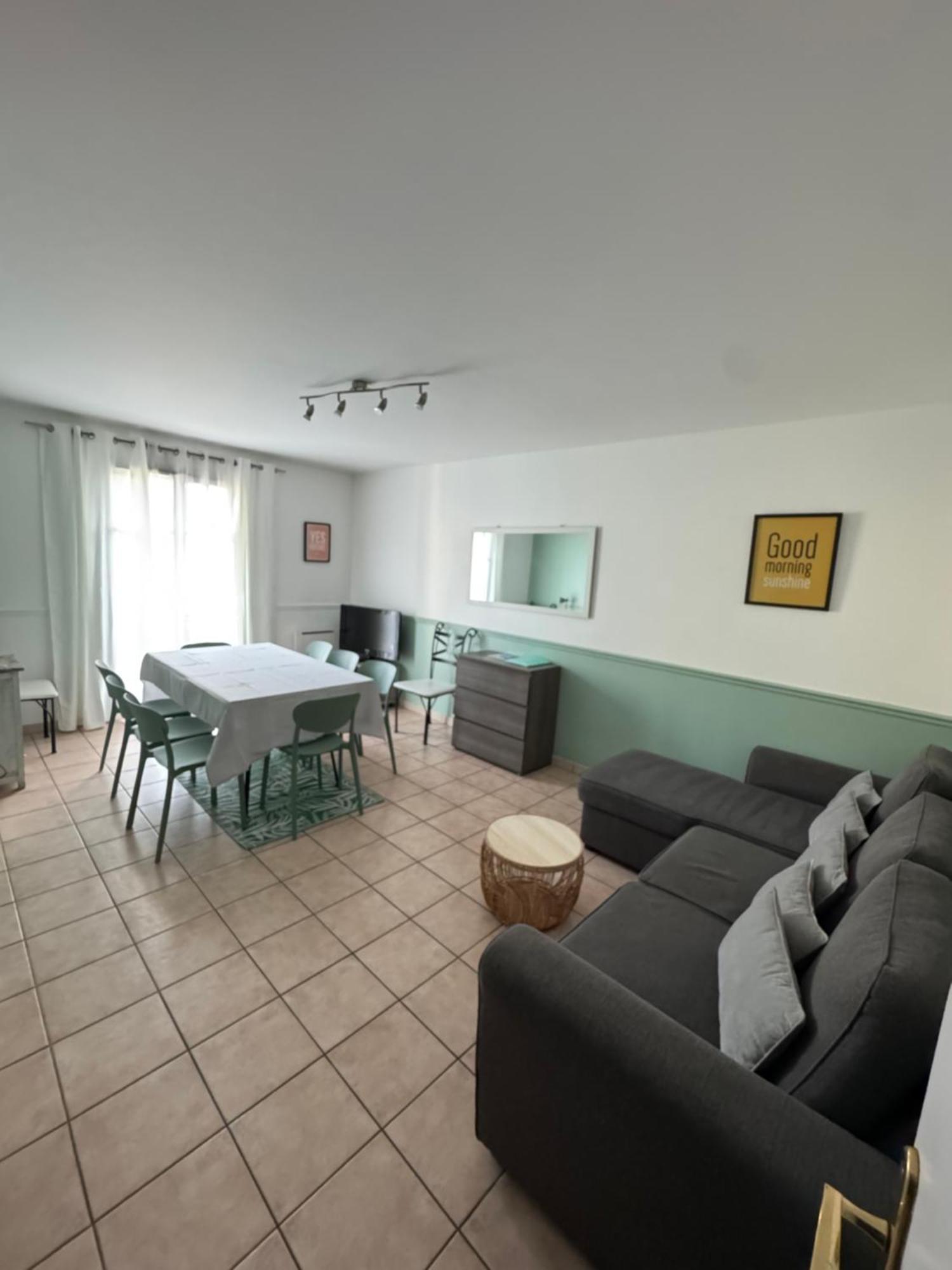 Disney, Very Nice 2 Bedrooms Family Apartment, Wifi, Netflix 8 Pers シェシー エクステリア 写真