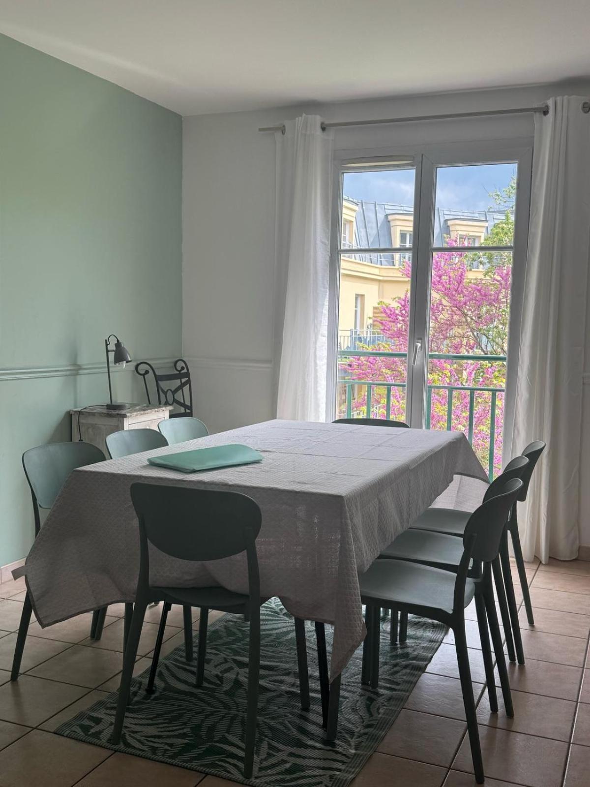 Disney, Very Nice 2 Bedrooms Family Apartment, Wifi, Netflix 8 Pers シェシー エクステリア 写真